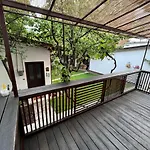 Free Parking Music And Garden *