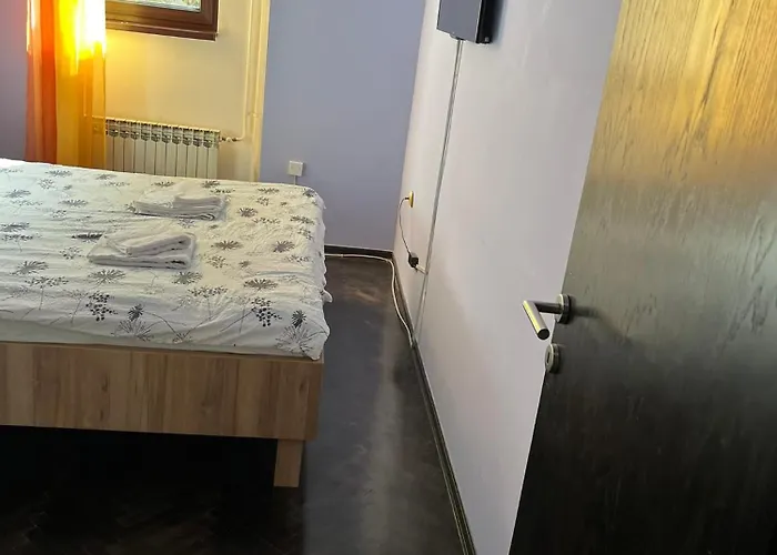 Apartment Free Parking Music And Garden Sarajevo